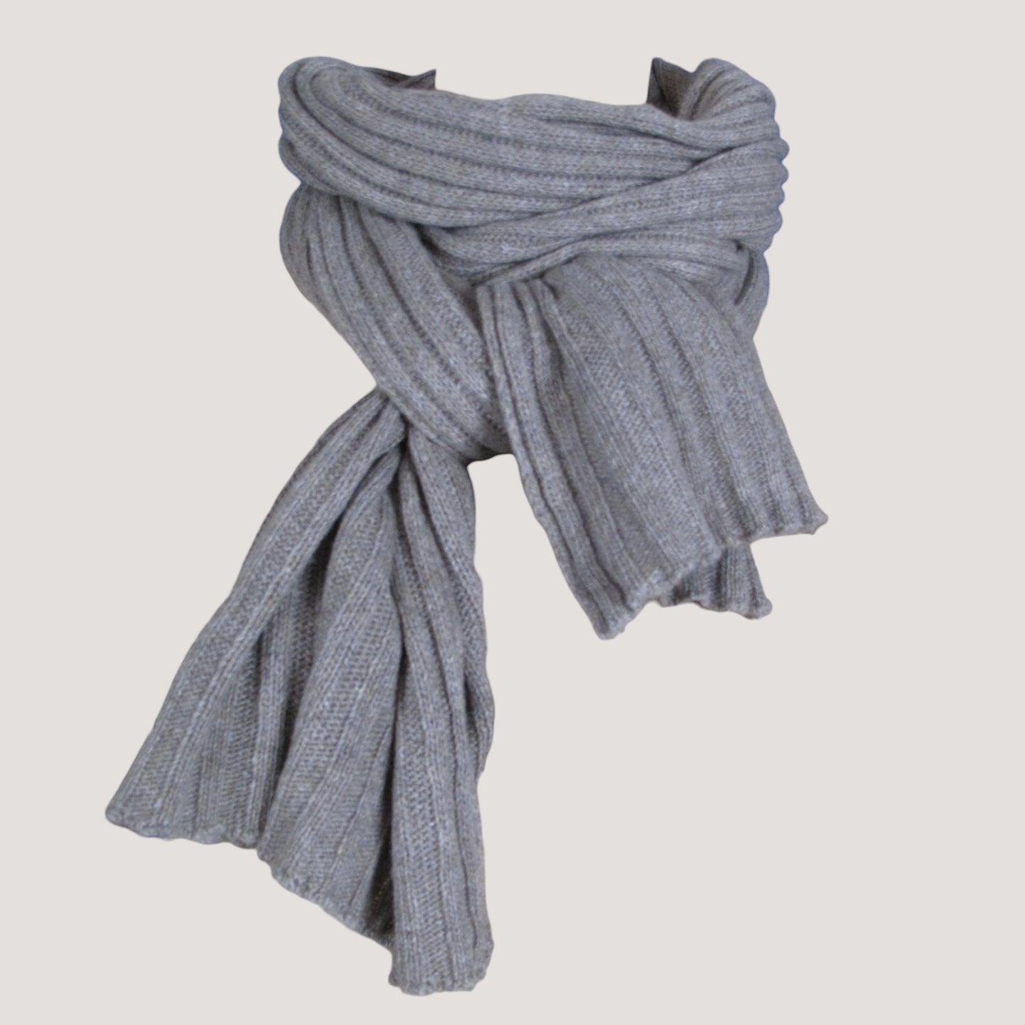 Fiona Stickad Halsduk Grå