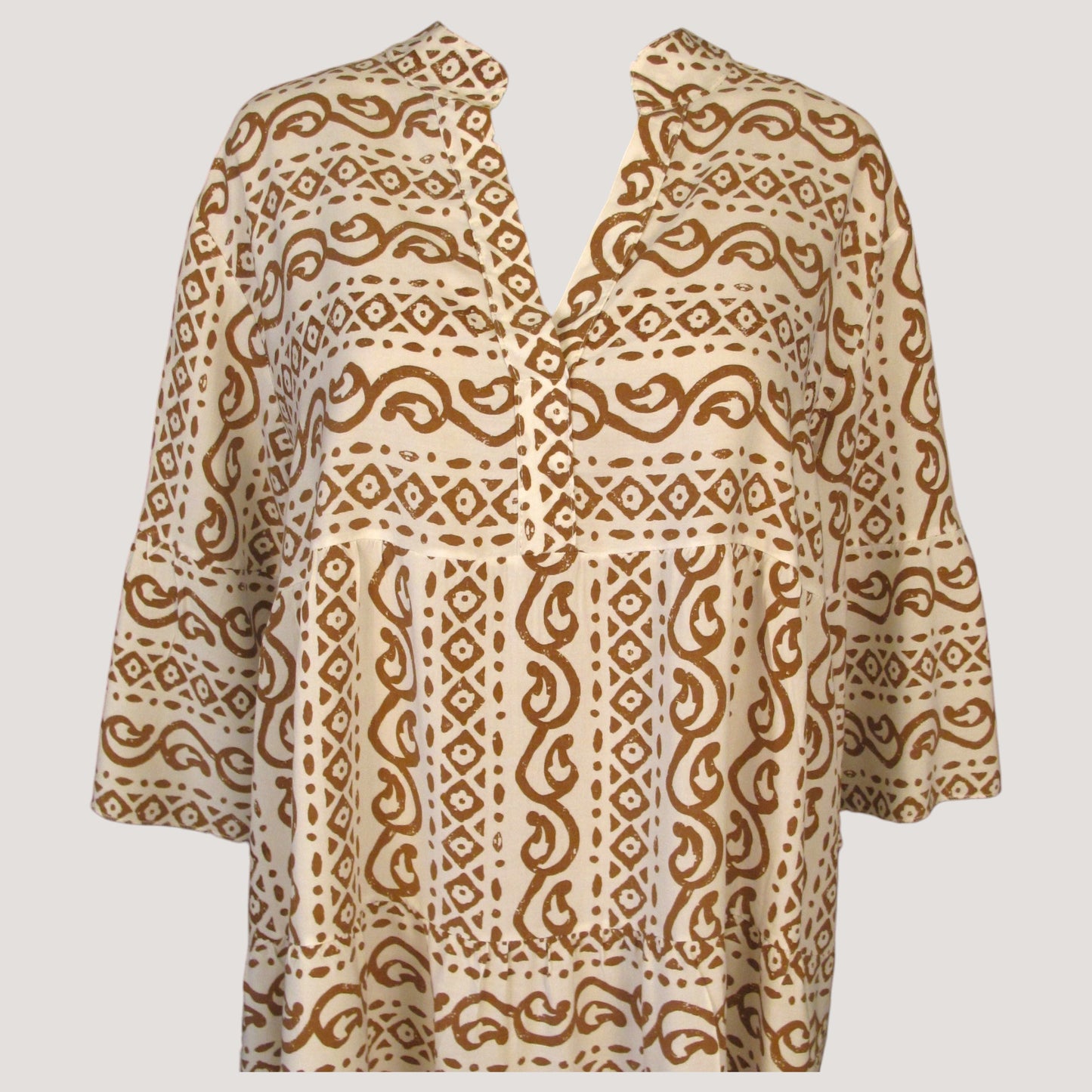 Ina Klänning Beige