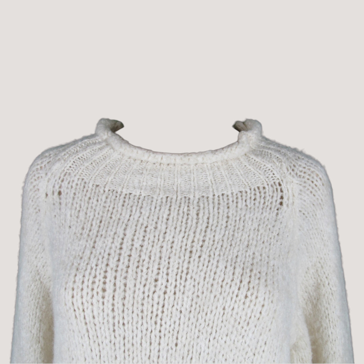 Althea Stickad Tröja Off White